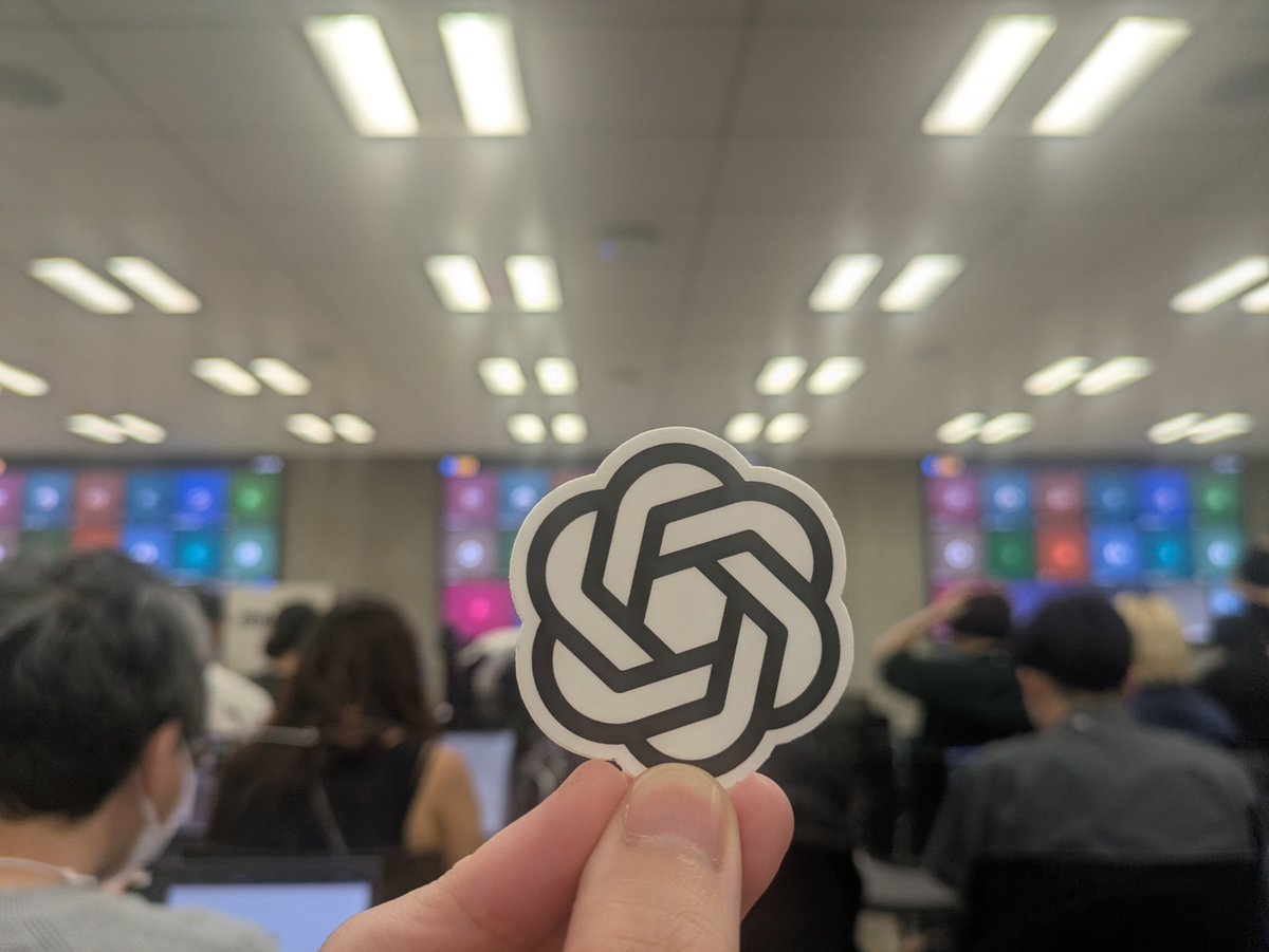 aka_web01's tweet photo. 今日はAstraメインで最先端のお話が聞けただけでなく、クレジットまで頂けて大満足!
しかも、すしざんまいのお寿司まで…🍣
Astraは3Dに強くなった、要求されていないけれど必要な情報は追加してくれるっていう声をそこそこ聞いた。
使用量問題はあるけれど、今後が楽しみなモデル!
#AstraCommons https://t.co/AJdrQdbZma