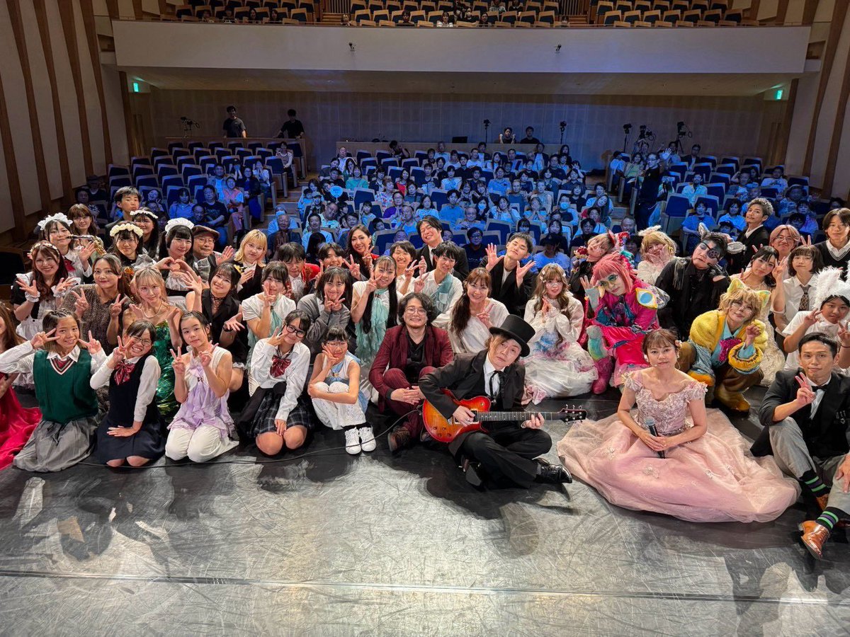 mocaron's tweet photo. 初ホール公演終わりま��た✨
観に来てくれた方、出演してくださった方、スタッフさん本当にありがとうございました🥰🩷

🎩2026年9月5日（土）
moca presents
音楽 × 演劇 × ダンス × イリュージョン
Romantic Castle Special
〜3人の魔法使い〜
会場：アルカスホール寝屋川
#ロマンティックキャッスル https://t.co/xFNEtqN3tD