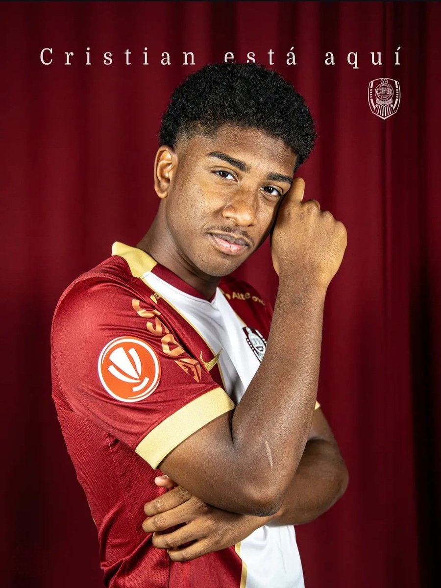 jcpedrazam's tweet photo. En 🇷🇴 Rumanía 
🇪🇸🇨🇴 Cristian David Perea (2005) fue presentado como nuevo jugador del CFR  Cluj. Perea llega desde 🇪🇸Real Madrid Castilla. https://t.co/HJvyxWgjjN