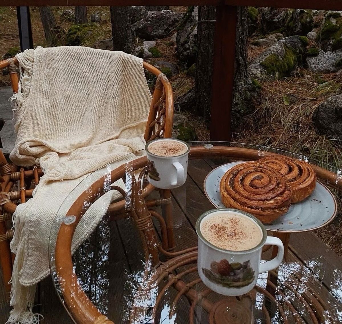 douxlundi's tweet photo. finally, the cozy season 🍁🍂🥮 https://t.co/Y1la2moEPC