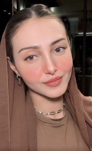 Koprnks16's tweet photo. الإناث الي مثل اسماء السيار��
 تخضعك بقوة شخصيتها قبل جمالها 😵‍💫💗 https://t.co/WHqQiSOL4n