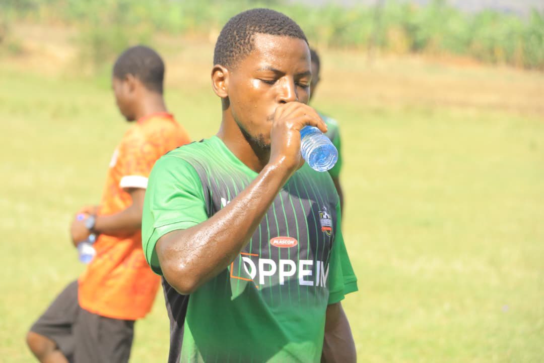 enrieto26's tweet photo. We again tomorrow ๐คฒ@Nec_Fc
Last training done in kamwenge๐
#master26 https://t.co/ohPzZRtuuk