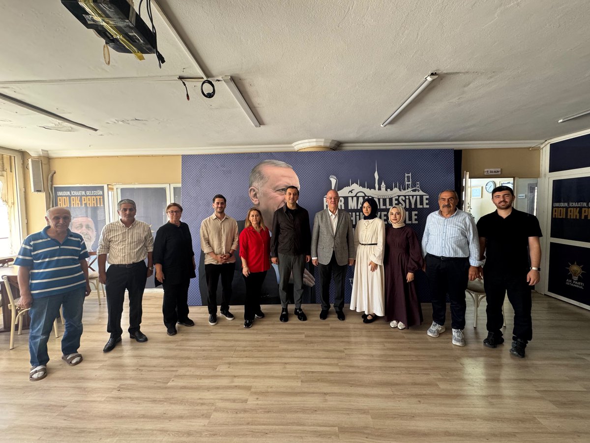 AKPartiSisli's tweet photo. İlçe Başkanımız Sayın Serkan Polat, Adalar İlçe Başkanımız Sayın Uğur Sina Şen’i İlçe Başkanlığında ziyaret etti.

Nazik ev sahipliği ve hoş sohbeti için Sayın Uğur Sina Şen’e teşekkür ediyor, çalışmalarında başarılar diliyoruz.

@abdullahozdemir 
@srkplt 
@drfatihtuna
@oeyoruk
@akpartiistanbul