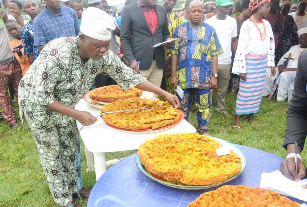 ras_innovator's tweet photo. Annual Chegba fest Ipe Akoko Akoko SE LGA Ondo State Nigeria comes up on 12/9/2026, the ninth edition since 2018. Showcasing world's widest beans cake in diameter. Live on Facebook, Ras Innovator, From 10:00 HOUR GMT. +2348034901991
@merreuingressos https://t.co/Obc73SSlyA