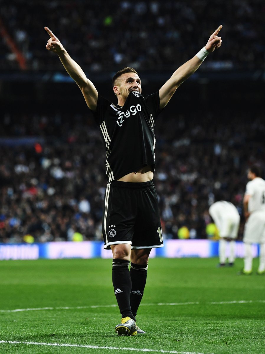 vsrsus's tweet photo. Woke up thinking about Dušan Tadić. https://t.co/kGMmn1W05x