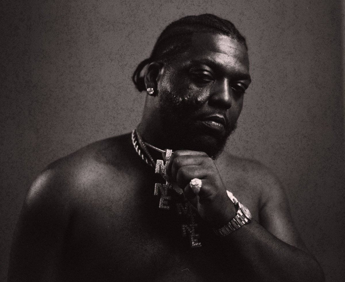 thefader's tweet photo. Rio Da Yung OG has shared the tracklist for his upcoming album 'The World Is Yours,' out tonight.

🌎 Veeze
🌎 Lil Yachty
🌎Tierra Whack
🌎 Trippie Redd
🌎 Monaleo
+more https://t.co/lyls3KBsAy