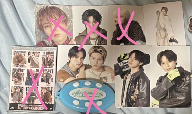 has_ren_'s tweet photo. JO1 AUTUMN CAMPAIGN POPUP STORE 2026 ポップアップ

トレカ&amp;ピンバッジ交換
※郵送交換
※買取可

⭐️譲⭐️
写真のもの

⭐️求⭐️
トレカ👉河野（優先）、木全
缶バッジ👉河野
ピンバッジ👉河野（優先）、川西

お昼過ぎまででしたら当日までに郵送可能
夕方以降は翌日に郵送させていただきます https://t.co/v2zBKBAPbw