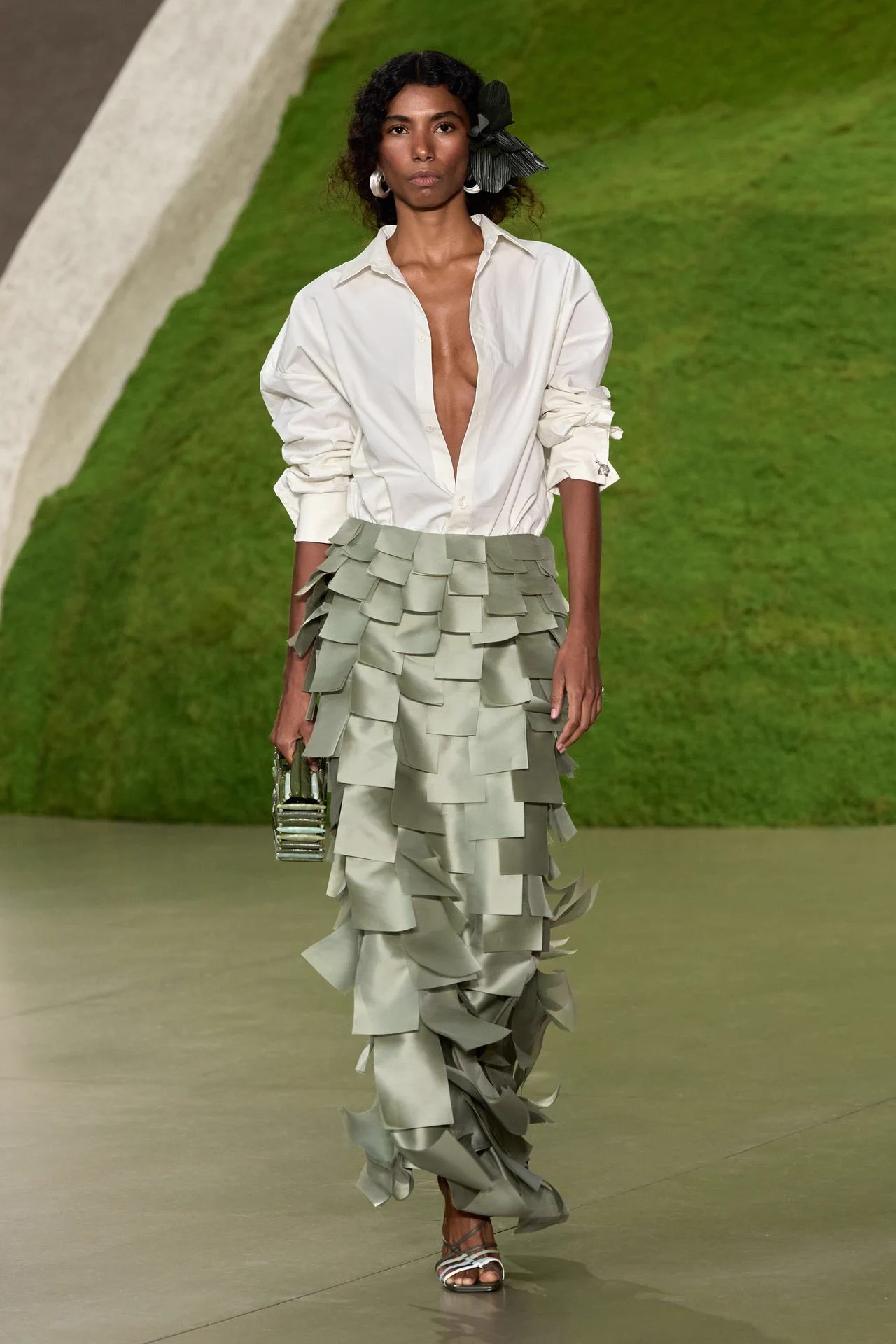 La Mode Unknown on X: 