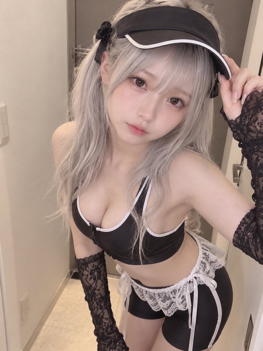 amamiya666an's tweet photo. （ヘアスタイルの具合で）頭だけサンバイザーに自家製アレンジさせていただきました🙇‍♂️

この衣装を着ると、甘音が
『異世界のしご出来』に見えてくるでしょ😌

プロンプト有難うございました！
いつもありがとうございます♪

#甘音あん
#AiDOL https://t.co/CC3nwJOaL2