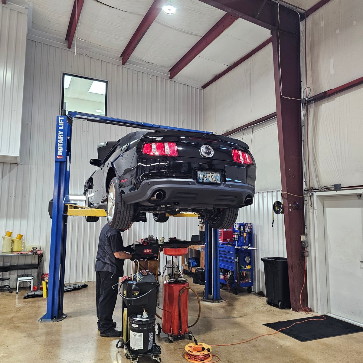RCAutoBA's tweet photo. We got another Mustang in! Quick in-and-out procedure. Always feels great to be trusted with someone's baby! #Mustang #Ford #Oklahoma https://t.co/vk1ya62wEw