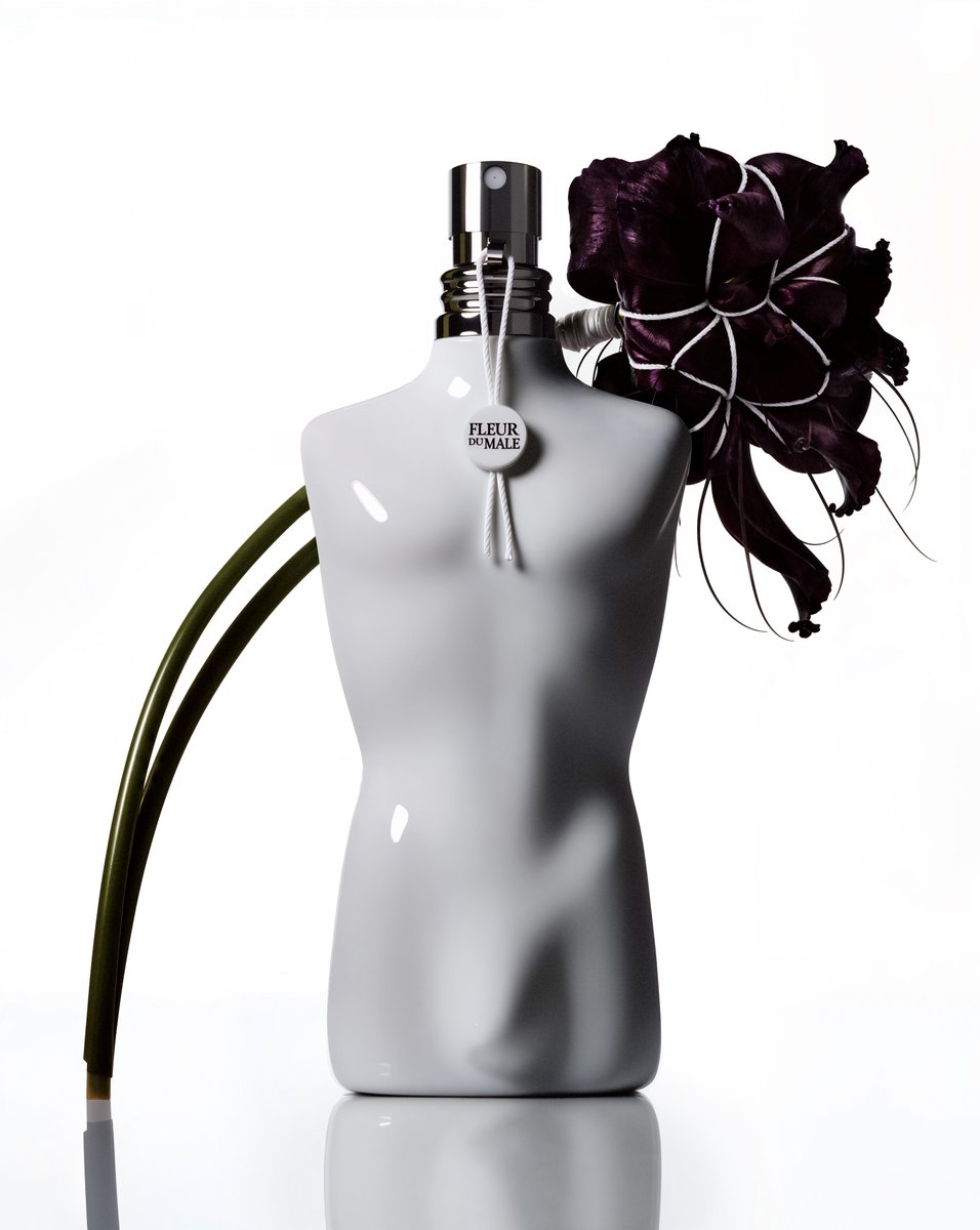 JPGaultier's tweet photo. Meet Fleur du Male, a new expression of masculinity by Jean Paul Gaultier, free to be sensitive, strong and unapologetically itself.

Photo Credit: Retina

#JeanPaulGaultier #jpgperfume https://t.co/aoX5Ir9KDc