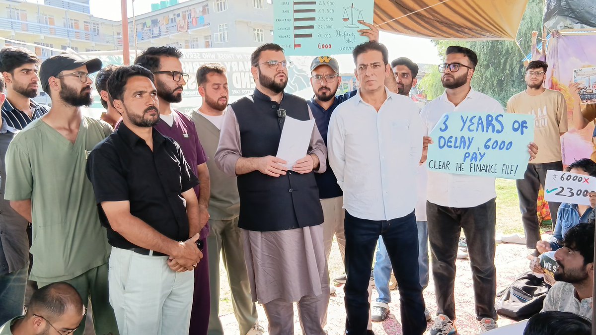 Agasyedmuntazir's tweet photo. The Government cannot keep playing with the future of our youth. I stand with J&K’s 140 veterinary interns, the first defenders of public health, who are fighting for a fair stipend and basic safety equipment.

If the government has enough resources for film festivals, why invoke “financial implications” when it comes to supporting our youth? I urge HCM @adbullah_Omer @JavedDar_NC Sb to take up this issue immediately and bring stipends in line with national  norms. If the government fails to act, we will raise the matter strongly in the Assembly.

@Jkvsaofficial @JKSTUDENTSASSO @ErSameerYousf