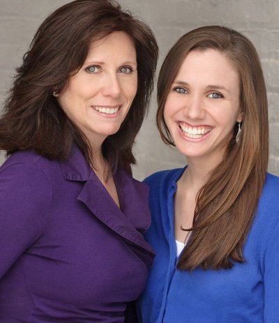 SodraKhan123's tweet photo. Mother or daughter? https://t.co/FBQysMopHD