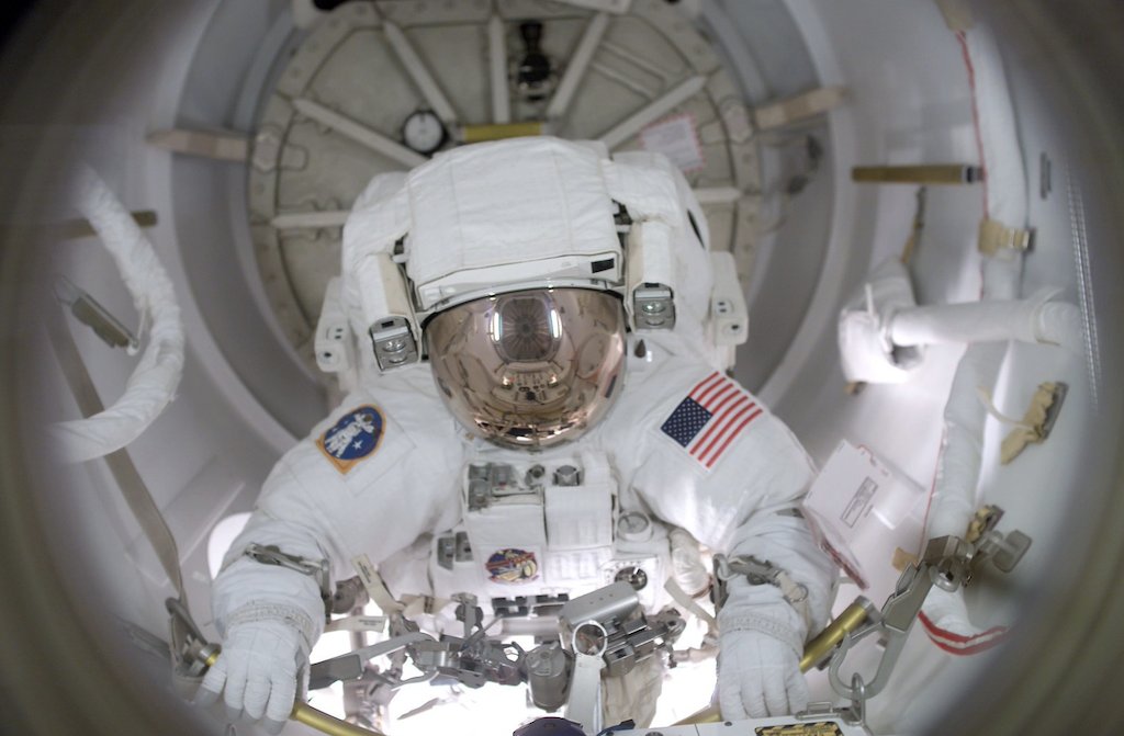 CommanderMLA's tweet photo. You might hear astronauts say that space smells like burnt metal, and I wouldn't disagree, but the smell doesn't actually come from the vacuum of space. The smell astronauts refer to occurs after completing a spacewalk and coming back into the hatch. After spending several hours in the extreme temperatures of space, the metal on your suit and tools is offgassing and that's what actually causes the smell. I have also heard it referred to as 'burnt steak,' but I think that may just be a reaction to space food and wishful thinking 😉
