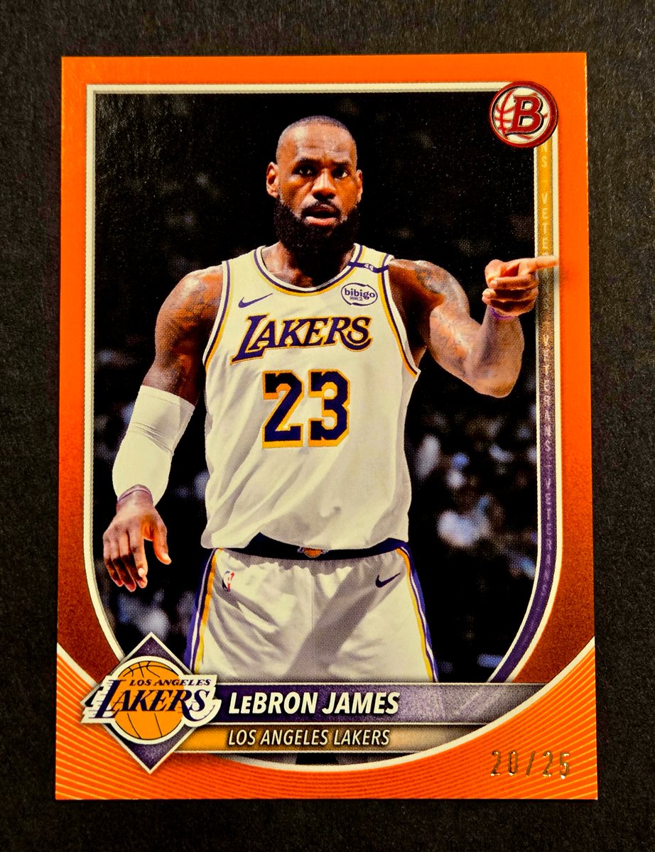 TheClassyCards's tweet photo. Lebron James /25 Bowman Orange Refractor #thehobby https://t.co/DshvZE9qAd https://t.co/ljWKORQ9ZT