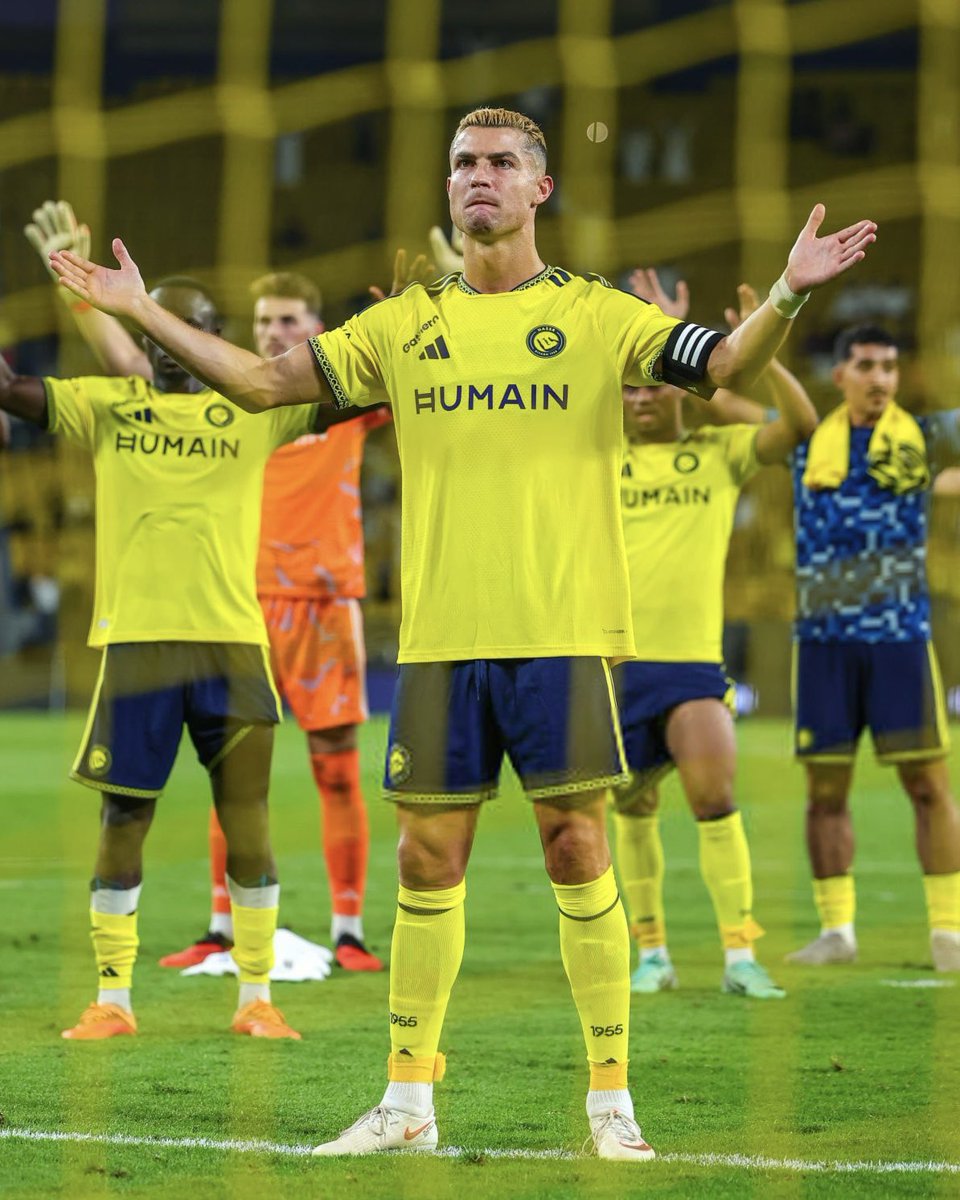 CRonaldoNews's tweet photo. Captain. 💛💙🔥 https://t.co/q7PN77kG5D