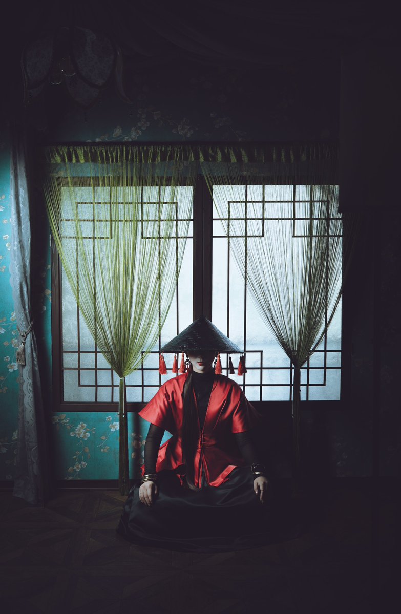 escapiora's tweet photo. 幻想的東洋趣味

Photographer : MiMi @MiMiMinkichi 
Model : Sha LU   lusha0922（Instagram）
Styling/Hair/Makeup : Riel  @RielsFairyTale 
Space : @escapiora https://t.co/LMpbYld6SA