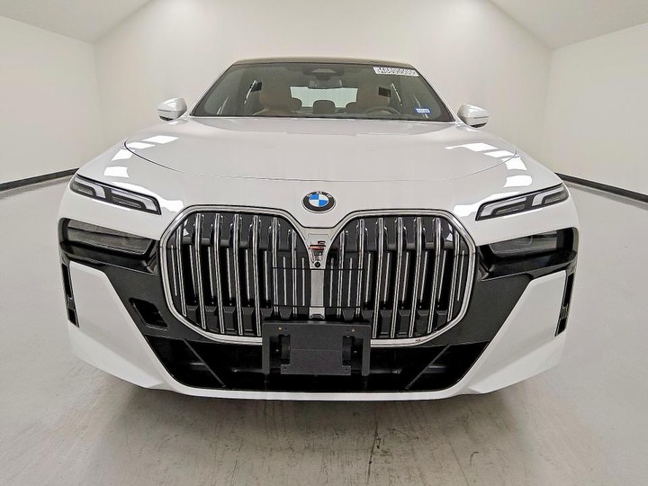 johnmoore45230's tweet photo. 2024 BMW 7 Series

Pre-order now for delivery in 5 weeks. Pay in two instalments. DM us to place your order. https://t.co/lB1ISuBcrl
