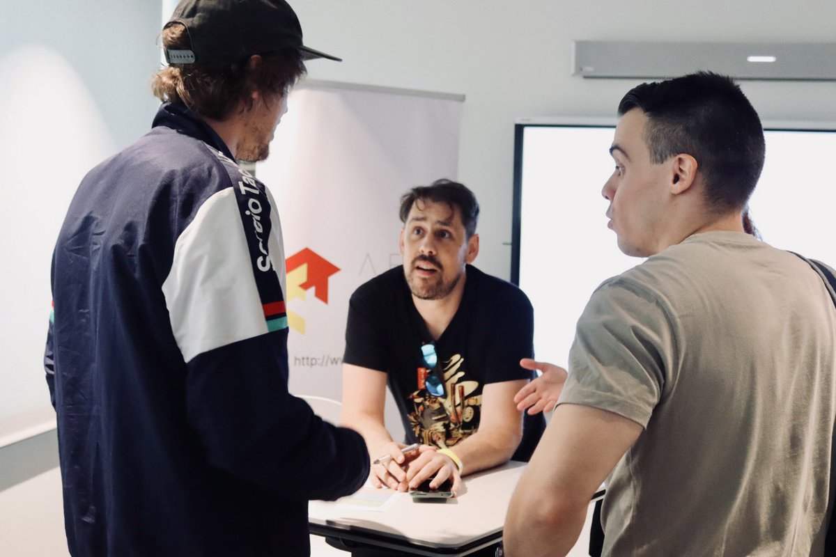 aevidevs's tweet photo. Hemos comenzado la semifinal de este #DevContest2026 💪

Las pruebas de arte, diseño y programación ya están sobre la mesa y del resultado saldrán los finalistas para mañana en @GGameFestival 💙

Mucha suerte a todos 😄 https://t.co/lrDklHmfQk