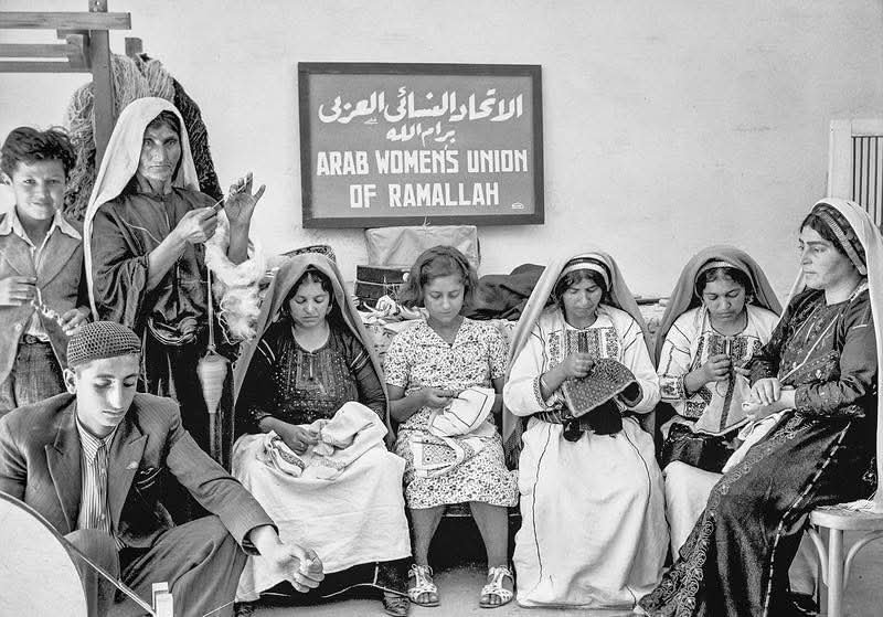 Iman4ii's tweet photo. Arab Women’s Union of Ramallah, Palestine 1934–1939 https://t.co/yR7MUXrAUJ