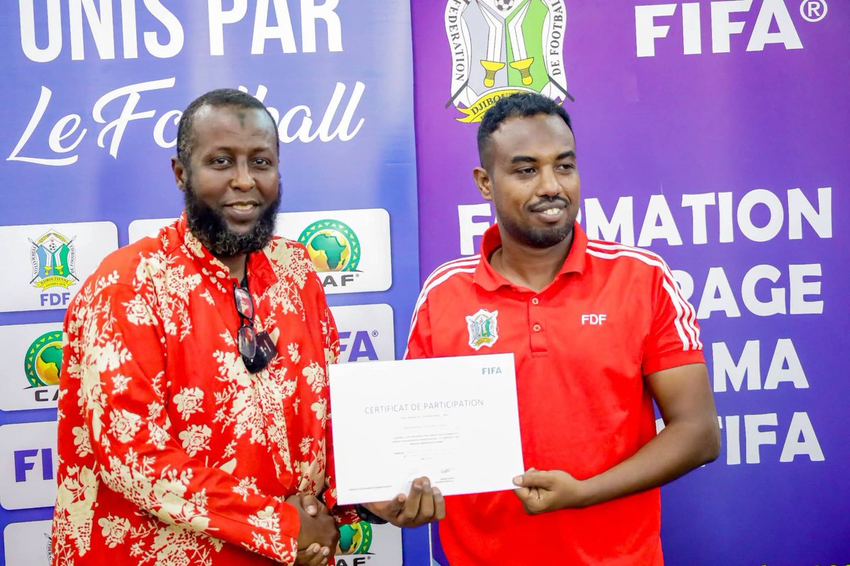 Makhahill's tweet photo. Clôture de la cérémonie de la Formation MA pour les arbitres élites de la Fédération Djiboutienne de Football - Officiel https://t.co/AJ5N3zVKjU