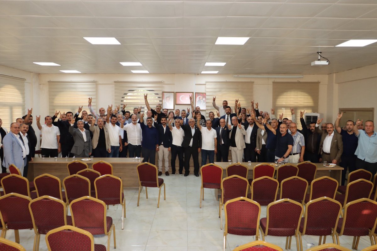 metintasci83's tweet photo. Seçim kurulundan mazbatamızı teslim alıp,Milletvekilimiz,İl Yönetimimiz ve İlçe Başkanlarımız ile birlikte ilk toplantımızı gerçekleştirdik.
Allah mahçup etmesin. https://t.co/LhJcqCYMPj