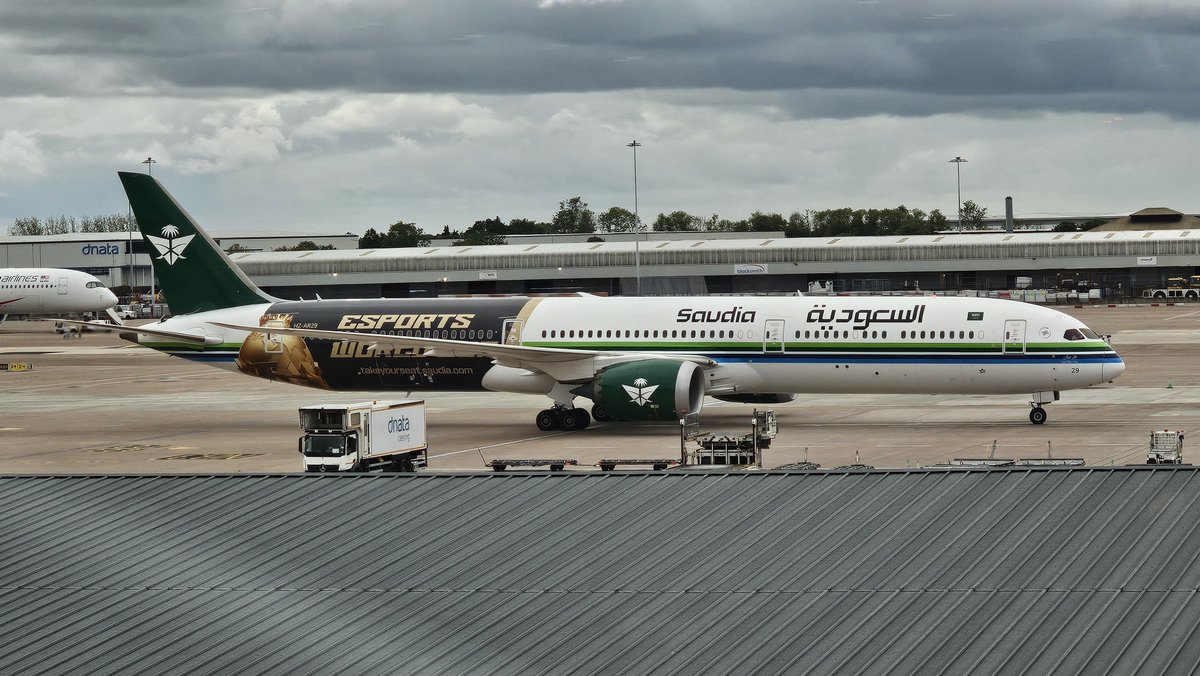 SyedLHBukhari's tweet photo. Yesterday at Manchester Airport
HZ-AR29 with esports world cup special livery
SV124 I was boarding for Jeddah https://t.co/YwXVmm5iLG