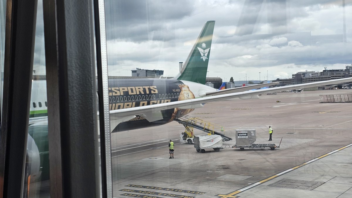 SyedLHBukhari's tweet photo. Yesterday at Manchester Airport
HZ-AR29 with esports world cup special livery
SV124 I was boarding for Jeddah https://t.co/YwXVmm5iLG