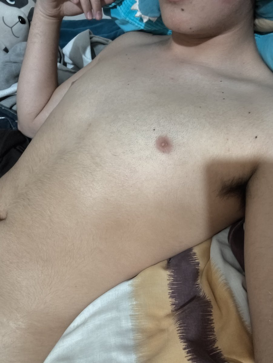mati_blond's tweet photo. Que fay en conce? @ccpnaked #gayconce #cruisingbaños #gay https://t.co/BVDjbxFCqL