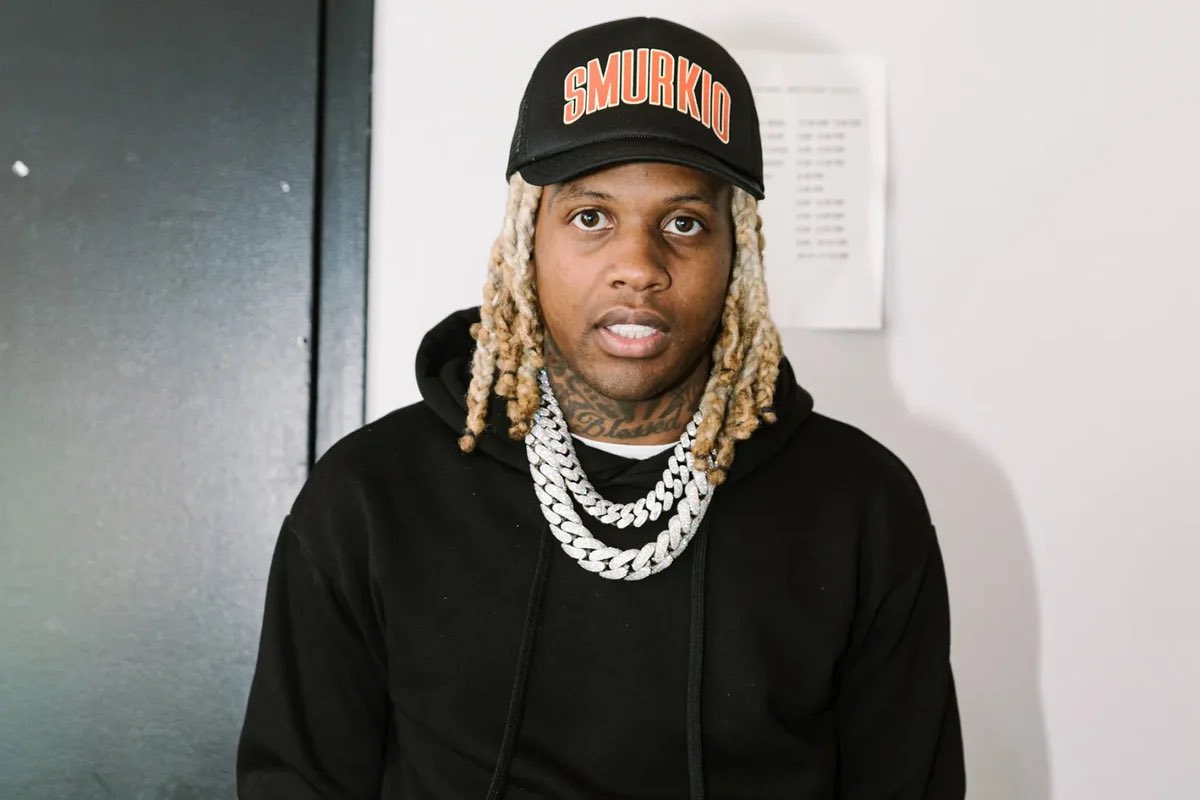 DailyLoud's tweet photo. Lil Durk’s trial enters Day 2 of jury deliberations today, we could have verdict coming soon. https://t.co/5JR3wAgODp