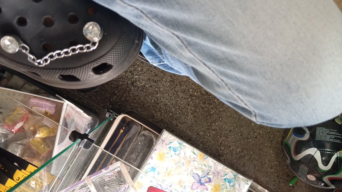 say0o_o's tweet photo. trabalhando... https://t.co/SHt4UwvyEN