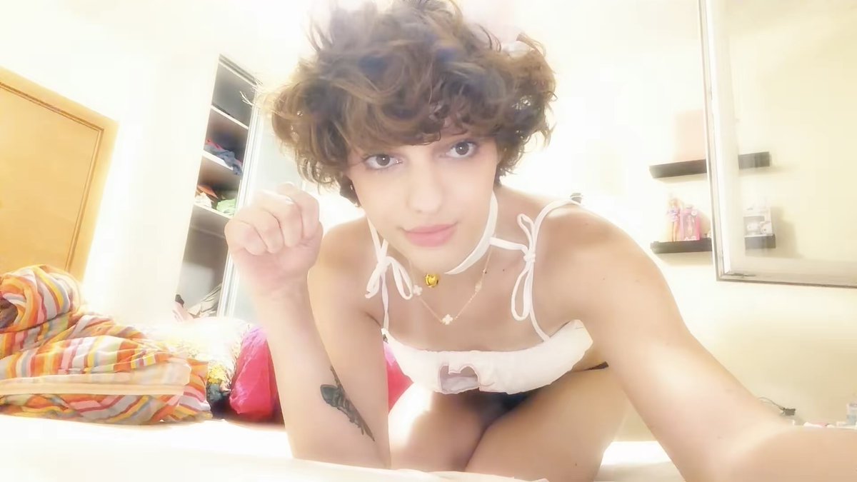 grrrrrrool's tweet photo. blehhh >.< #femboy https://t.co/WA7HDmo8ng
