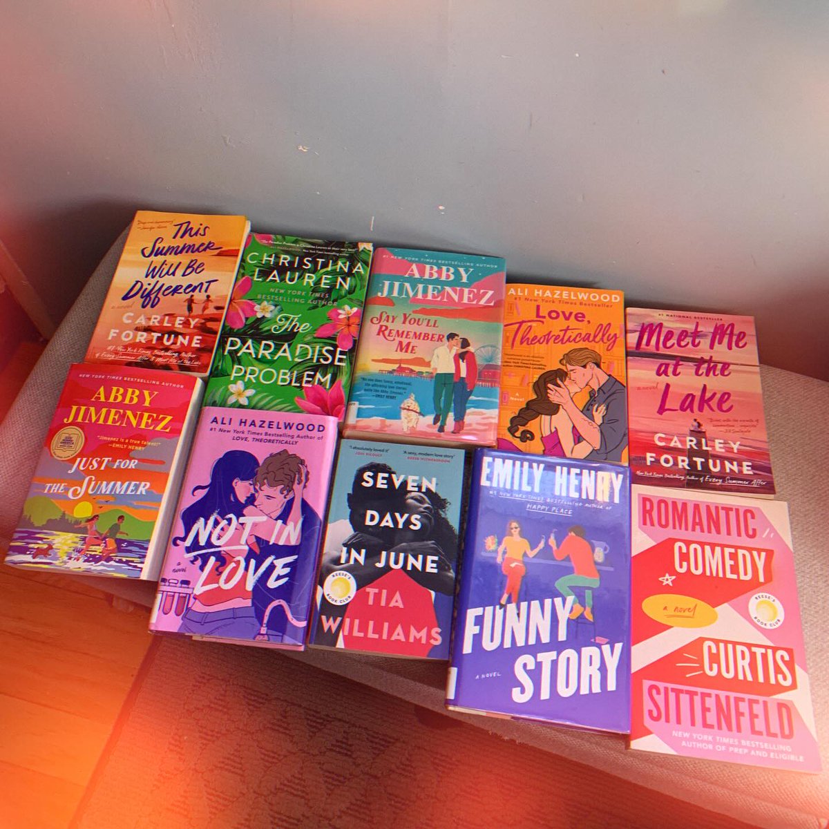 miguel77_3's tweet photo. Where are my romance readers? I love love and happy endings. These are some favorites from my collection. Romance will always be my guilty pleasure. What romance books have you read and enjoyed? https://t.co/JM9MwBNgkm