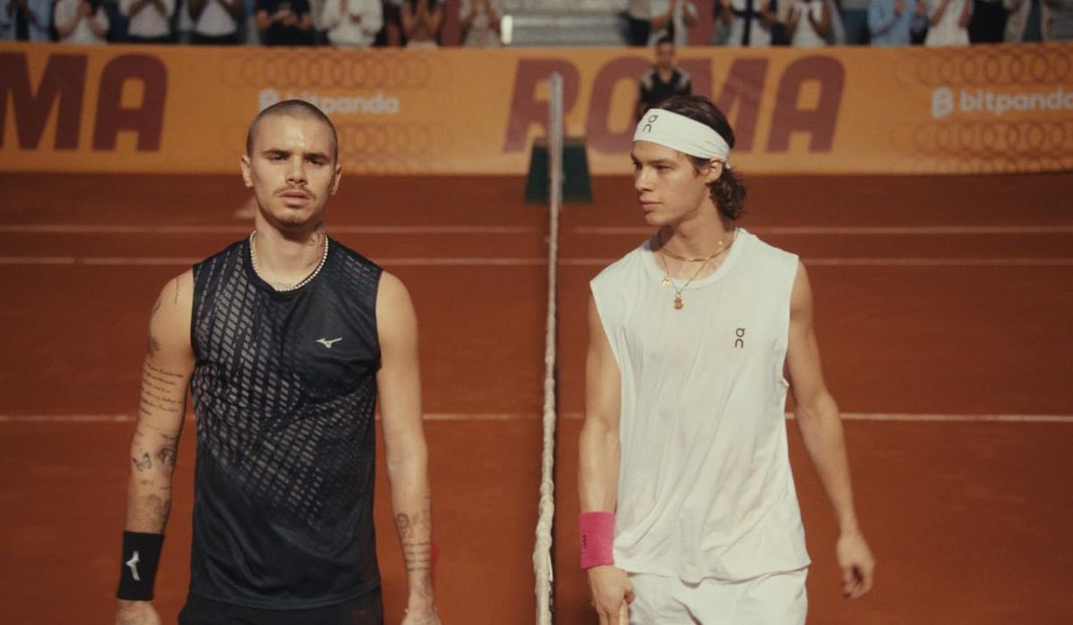 BuzzingPop's tweet photo. New look at Romeo Beckham and Paul Kircher in the upcoming queer tennis romance ‘FORTY LOVE’. https://t.co/ZzJ1JZr37M