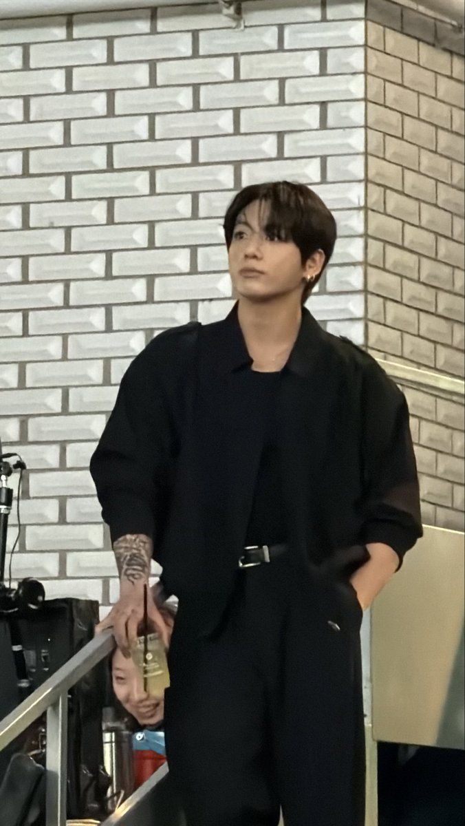 soshirangs's tweet photo. my faves’ sightings today 🤩 https://t.co/XAkgQ9sl4o