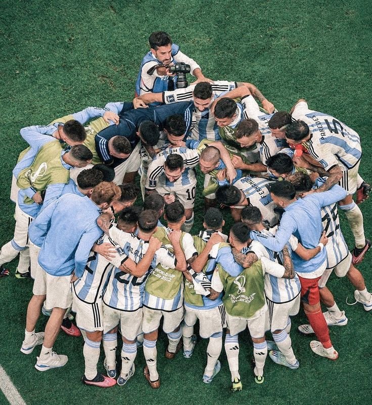 nureyevmk's tweet photo. They'll never make me hate you, Argentina 2022/2026 squad 📣 https://t.co/vG5f9TFaNn