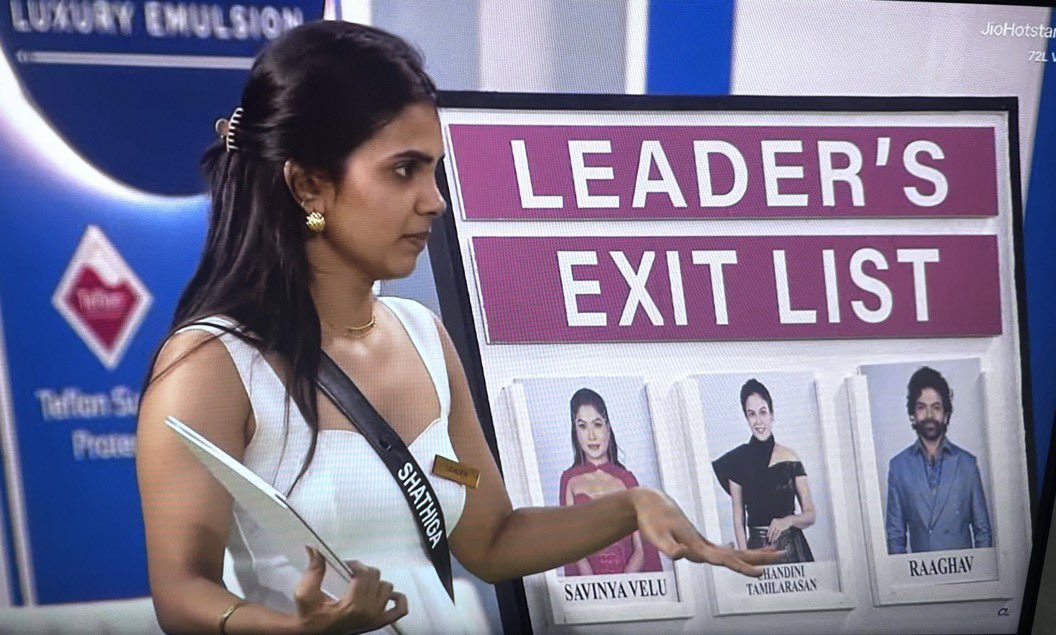itsme_aishu's tweet photo. #BiggBossTamil10
#Shathika, THE WORLD WANTS TO KNOWโฆ why did you choose #Raaghavโthe very person who played for you, got scratched, and helped you become the captain? https://t.co/nWYle0nO92