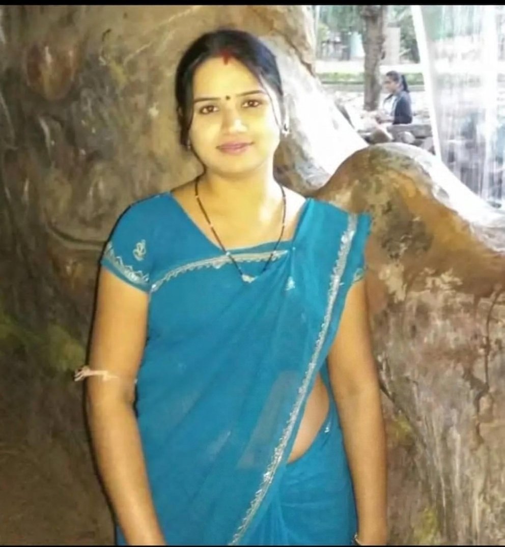 ReelsM4556's tweet photo. Sometimes a Hot BHABHI can make you feel relaxed from your Depressions❤️ https://t.co/WQNXMIZcWq