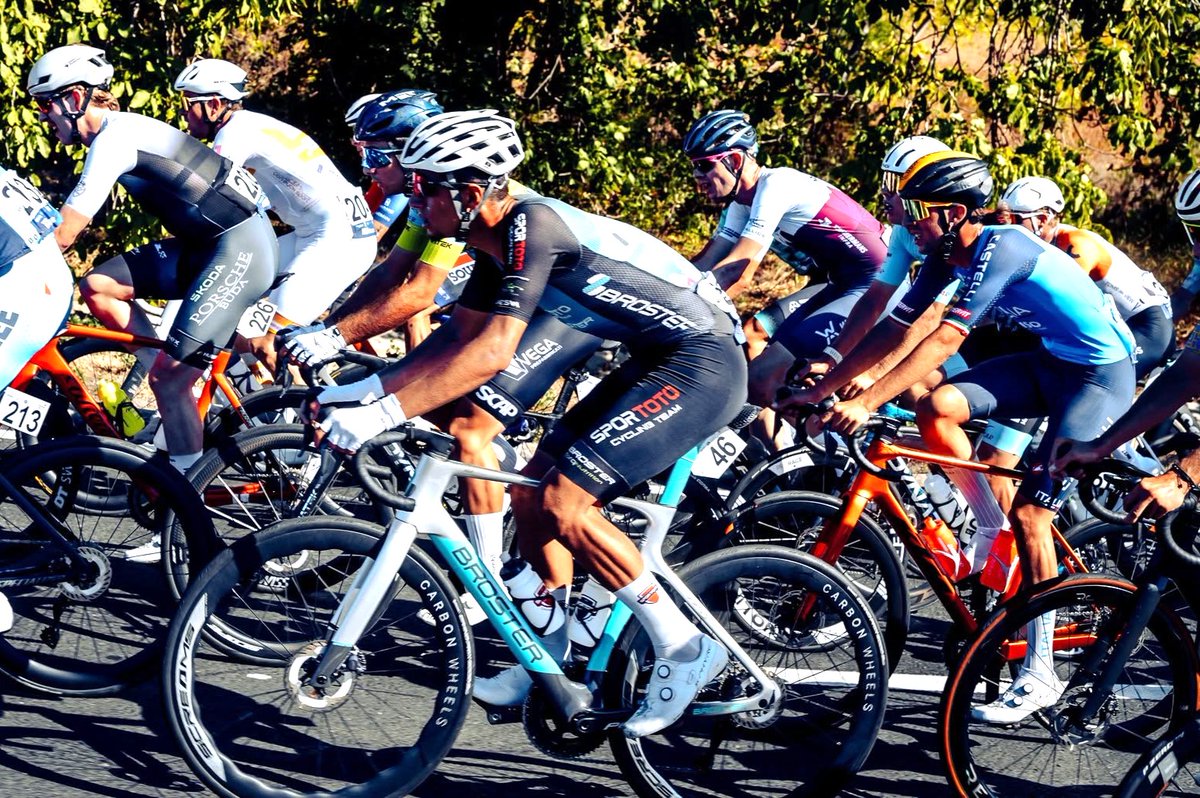 MehmetBykar's tweet photo. #TurulRomaniei 2026 da @sportotosk dan kareler
#bikenews,#bisikletr, #bisiklet,#procycling,#cycling #ucı https://t.co/U5Gj7056QW