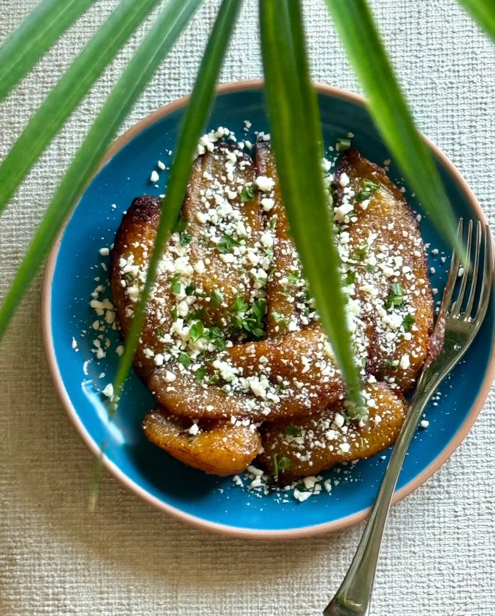 NeutralGroundVA's tweet photo. For @ChefDavidGuas Hispanic Heritage Month (Sept. 15 – Oct.15)  is personal.  Guas' father arrived from Havana w/ a memory of tastes at age 14. Starting Sept. 15, our menu will feature pop-up specials, moving region by region — South America, Central America, Mexico + Caribbean https://t.co/aeOv1YkNE2