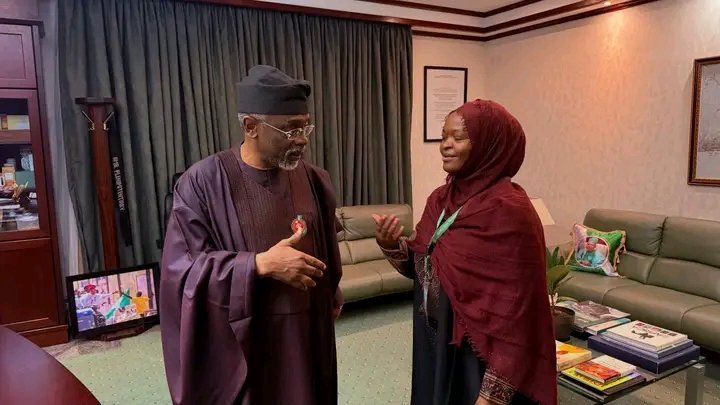 HabibaIdri40129's tweet photo. Hausa people, we are about 85 million in Nigeria, and there is no doubt that we played a significant role in the success of President Bola Ahmed Tinubu in the 2023 presidential election. Unfortunately, there is no a single Hausa minister! Not a single Hausa ambassador! Not a single Hausa person in any federal government parastatal!

Yet, Kannywood, with fewer than 50 people, has as many as three representatives in government. Does this mean that a group of about 50 people is more valued in the corridors of government than the Hausa people, whose number is about 85 million? They have received three appointments and empowerment, and they can meet the President whenever they want!

Hausa people, now that we have awakened, this time we must seek alliances with those who recognize our value and support them regardless of which political party they belong to.

My fellow Hausa people, we must understand that alliances are our only way forward. Therefore, we must not take them for granted.
