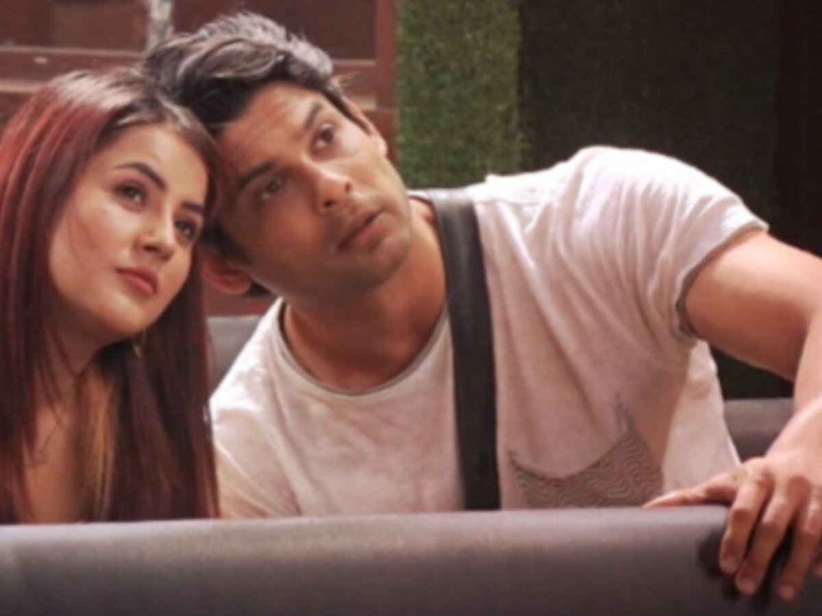 BiggBossDude's tweet photo. nah man bigg boss hit a different nerve in me when they showed sidnaaz and priyankit in the journey video. 

two of the best choices I made in my 15 years of watching BB by supporting them.❤️‍🩹 https://t.co/Gye5XqRlJf