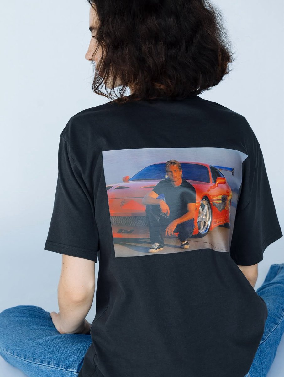 RealPaulWalker's tweet photo. “To celebrate my dad's birthday on the 12th, we put this epic picture on a t-shirt.
100% of the profits support The @PaulWalkerFdn, helping empower the next generation of ocean leaders
Available for pre-order now: https://t.co/owntyNYvZa” - Meadow Walker #TeamPW https://t.co/skEQ2Oaxu9
