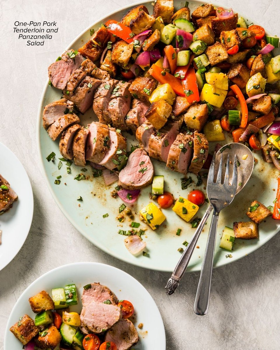 TestKitchen's tweet photo. Forget a sink full of dishes. These recipes will have dinner on the table in no time, with almost no clean-up afterwards. https://t.co/pWphNW5oHe https://t.co/HaNH0phdPP