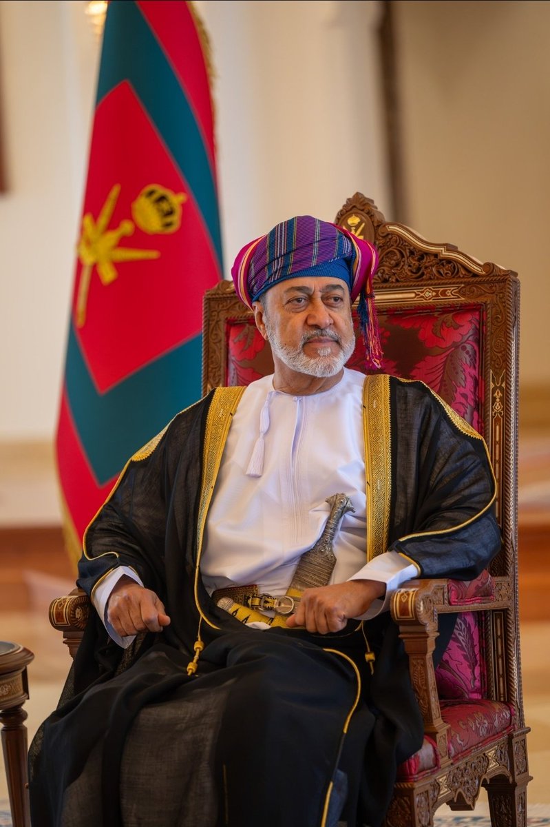 AlsfrT13202's tweet photo. ".. اللّهم احفظ ولي أمرنا ، وأيّده بالحق ، وأيّد به الحق يارب العالمين... https://t.co/8DXPHtAxIZ
