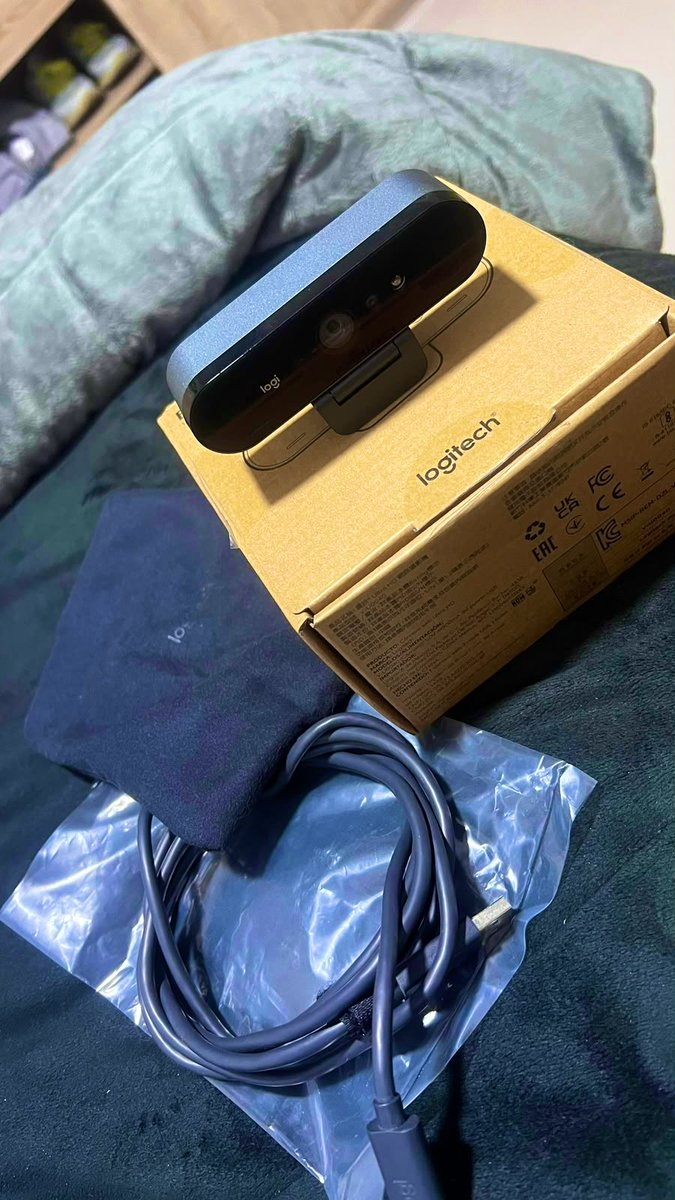 TroyeKnightST's tweet photo. “X” haz tu magia. 
Vendo cámara brío (usada como nueva). Excelente estado y con todos sus accesorios.
Cali o alrededores. https://t.co/4fqxgtksn5
