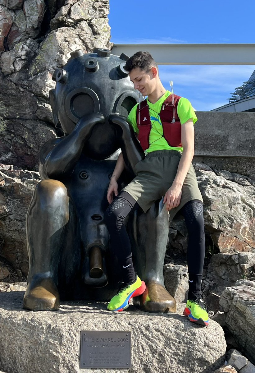 NilsLarsen_OF's tweet photo. Climbed Ještěd, earned the view… and the drink. 😏⛰️

#NilsLarsen #Jested #Travel https://t.co/xTKslr1IUU