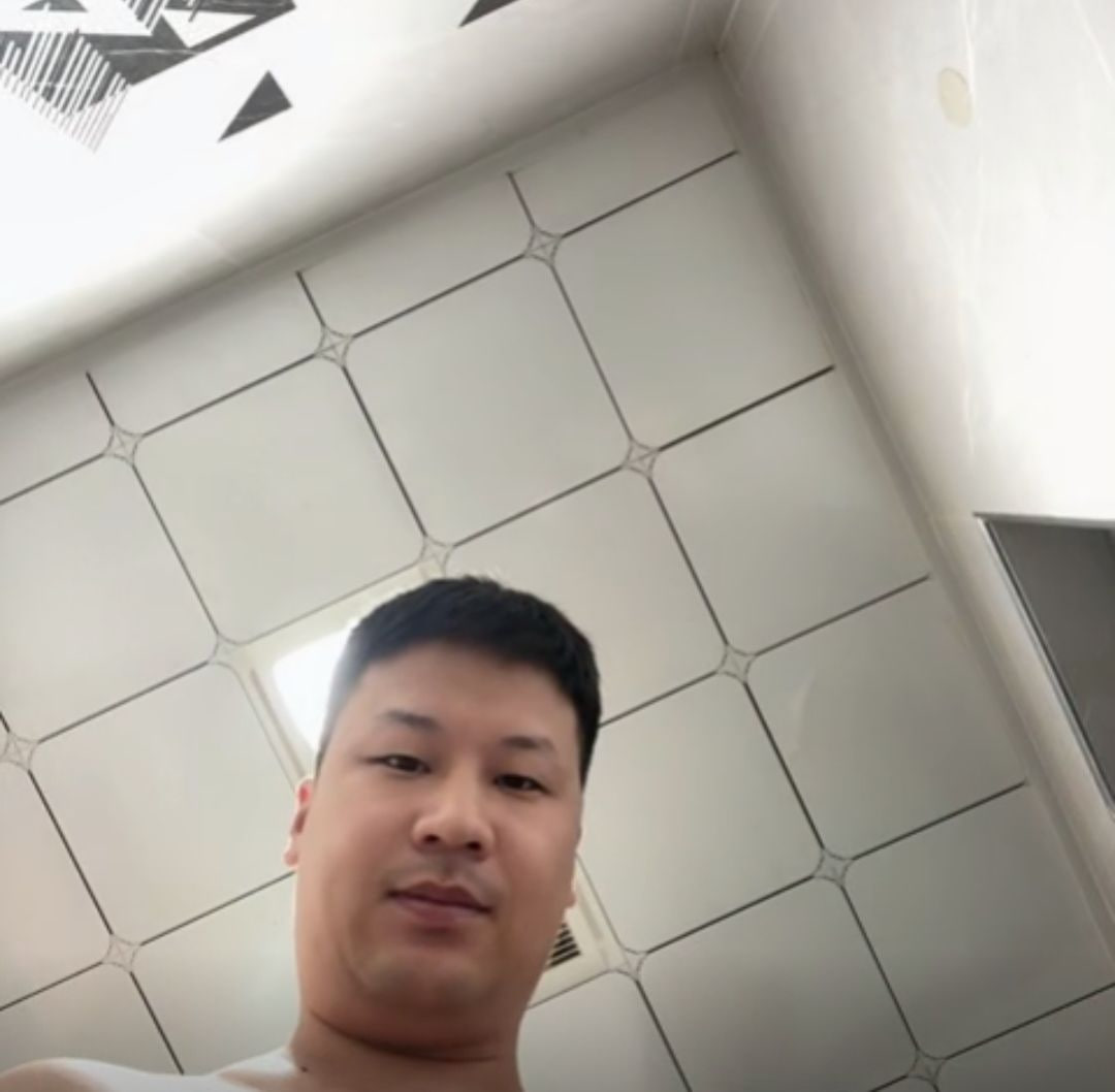 carrecter874492's tweet photo. 3个口嗨男，姐妹们注意！！！ https://t.co/krK2qJok9X