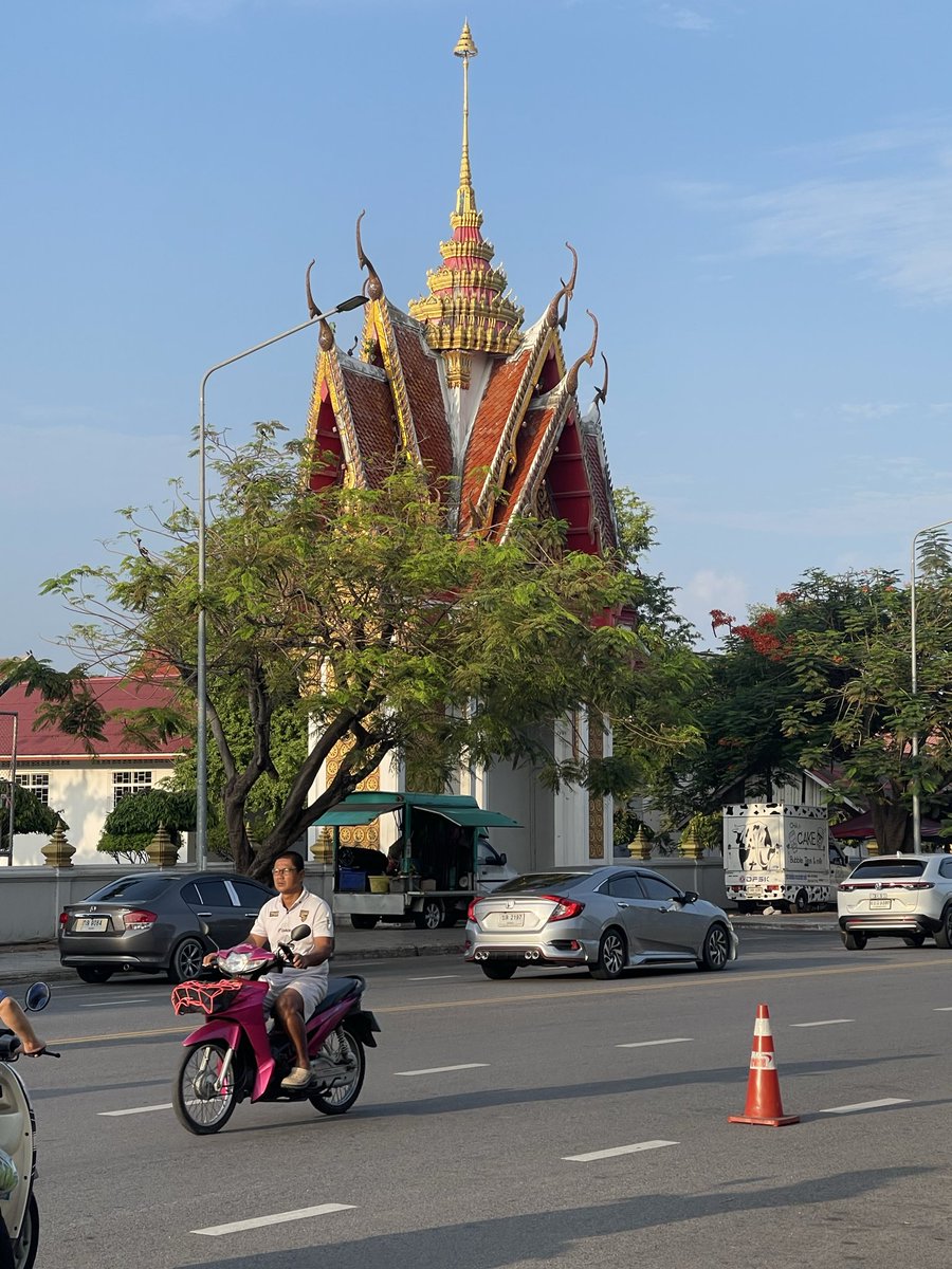 jeymsss's tweet photo. Songkhla moments https://t.co/yzGDC7lvJd