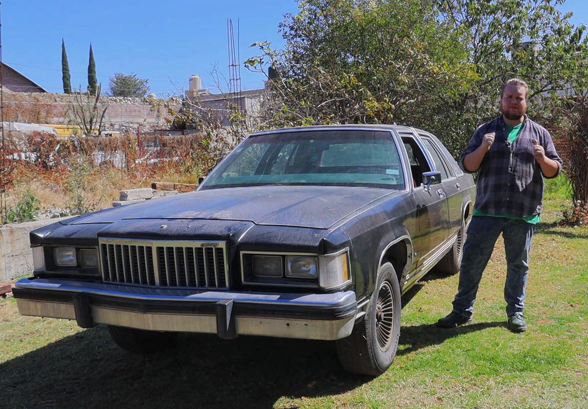 cathegray21239's tweet photo. This week, Harry drives a car so large I can barely fit it into this post. See the full video via the link in our bio or story. https://t.co/BeSGNiPmsc